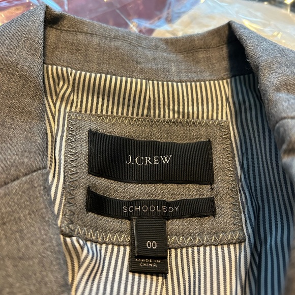J.Crew Brand New Schoolboy Blazer size 00 Grey Wool 2 gold buttons - Picture 3 of 3